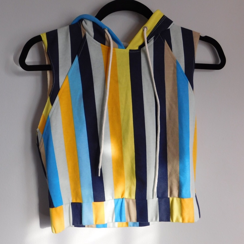 Crop Top Hoodie!